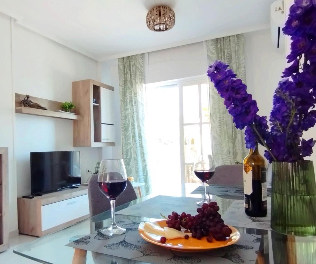 Torrevista Three Bedroom Apartment, Two Swimming Pools And Garage Torrevieja Exterior foto