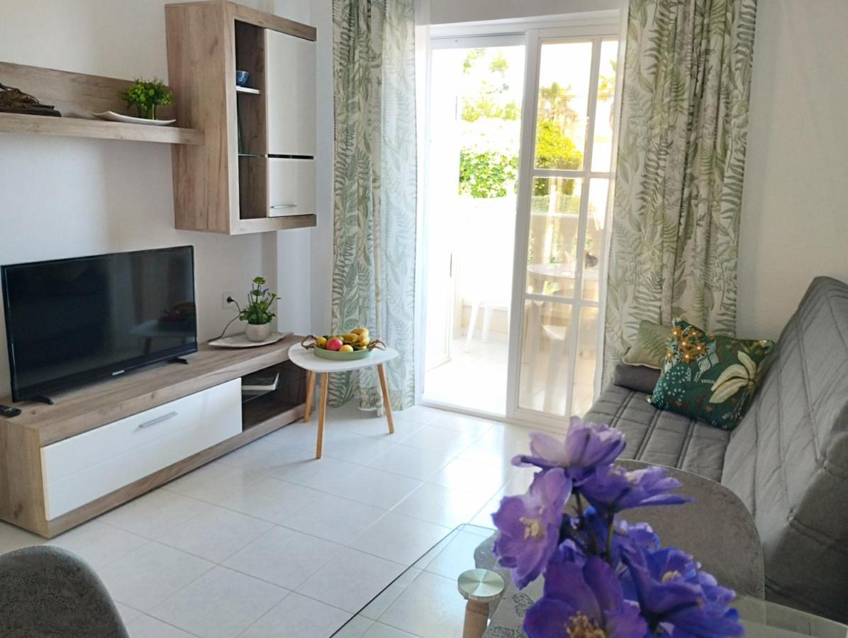 Torrevista Three Bedroom Apartment, Two Swimming Pools And Garage Torrevieja Exterior foto